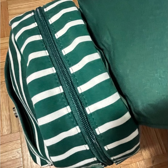 New MADDEN GIRL Green/stripe Women’s Backpack - Picture 8 of 13